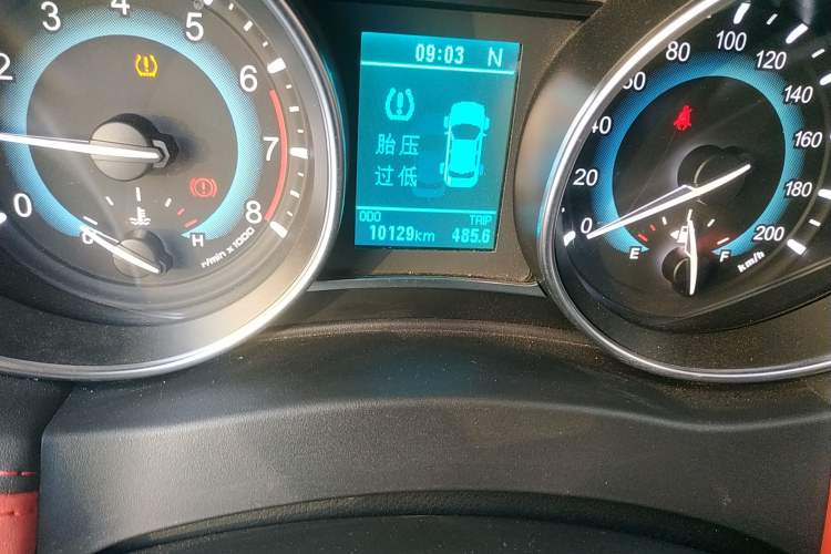 Used Haval H1 2017 Blue-Label 1.5L AMT Luxury Model