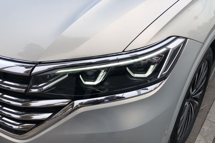 Used Volkswagen Viloran 2020 380TSI Prestige Edition