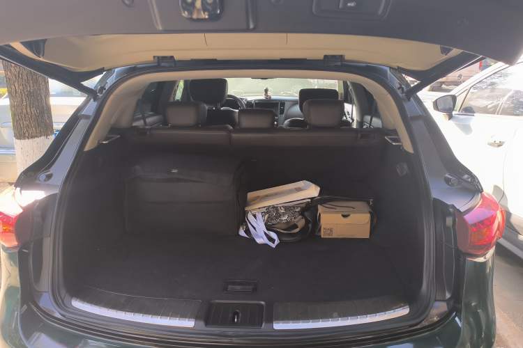 Used Infiniti FX 2013 FX37 Standard Edition