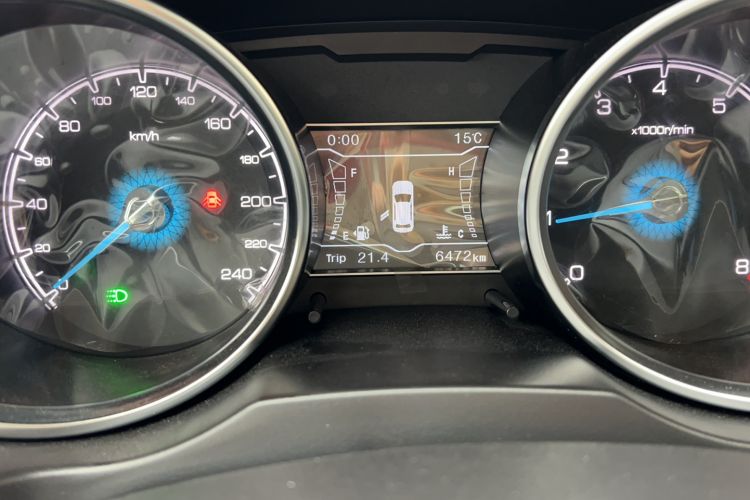 Used Zotye SR7 2016 1.5T Manual Cube Heart Edition China IV Standard
