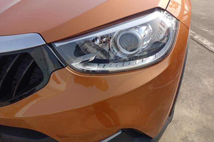 Used Brilliance V3 2016 1.5L Manual Smart Version
