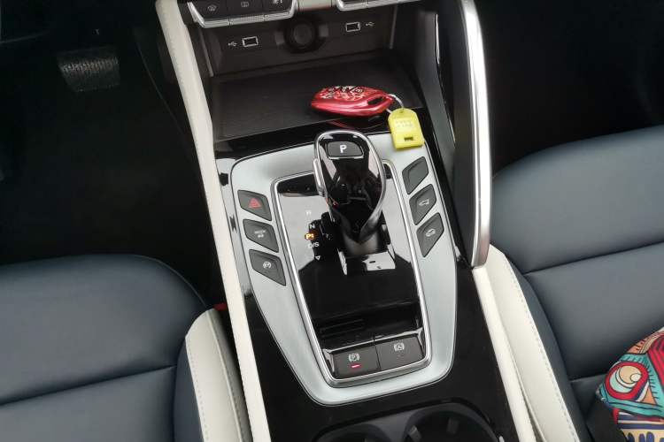 Used MG Pilot 2021 400TGI Automatic Two-Wheel Drive Trophy Flagship Edition