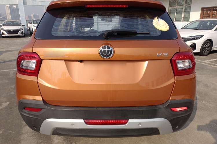 Used Brilliance V3 2016 1.5L Manual Smart Version
