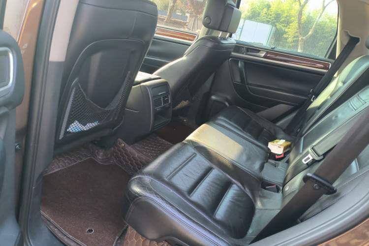 Used Volkswagen Touareg 2011 3.0 TDI Diesel Comfort Version