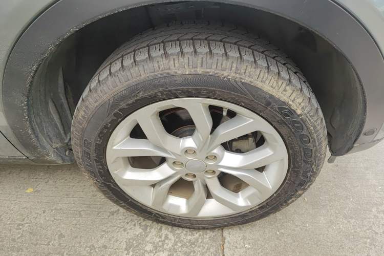 Used Land Rover Discovery Sport 2018 240 PS HSE Version
