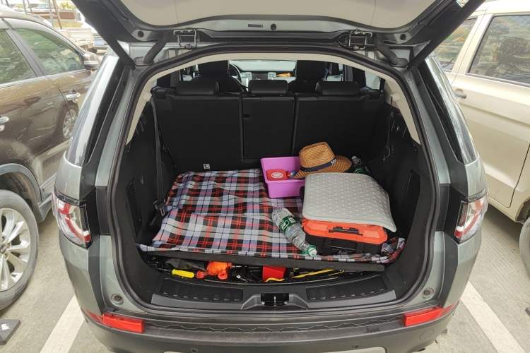 Used Land Rover Discovery Sport 2018 240 PS HSE Version
