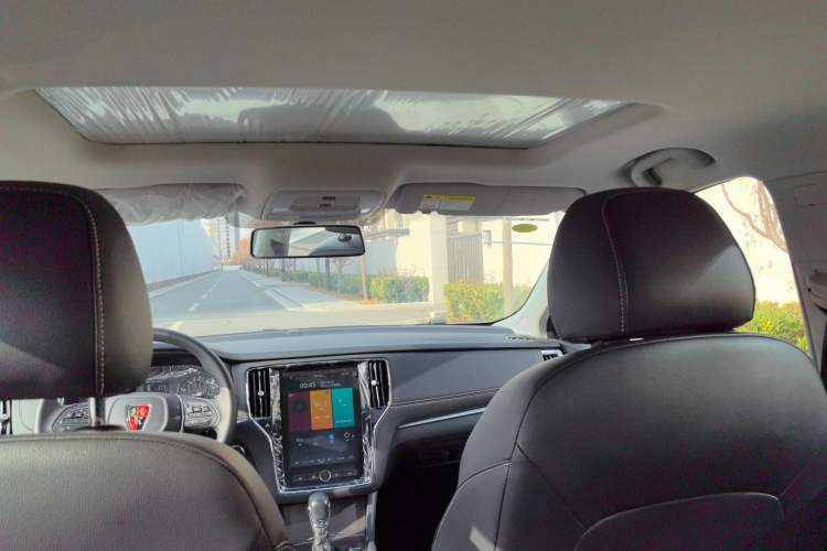 Used Roewe i6 2020 PLUS 1.6L CVT 4G Connected Glory Flagship Edition