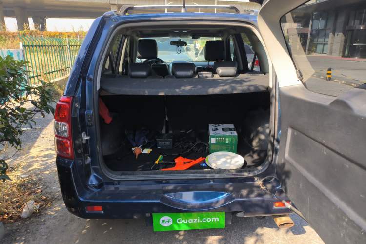 Used Suzuki Grand Vitara 2011 2.4 AT JLX-EL 5-Door Version