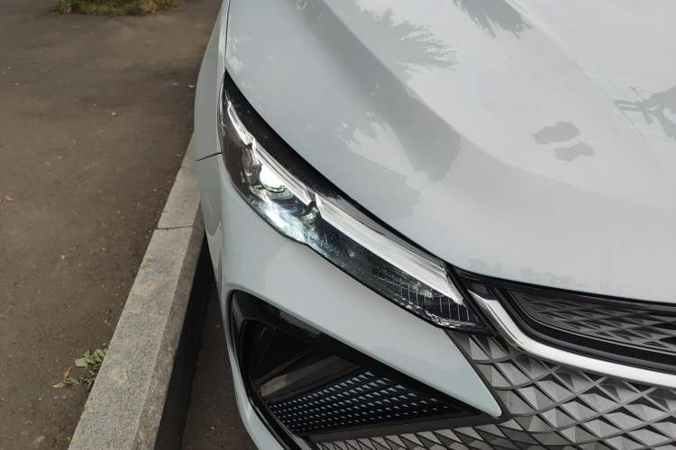 Used Geely Auto Emgrand L HiP 2022 1.5TD-DHT Pro 100KM Super Rui
