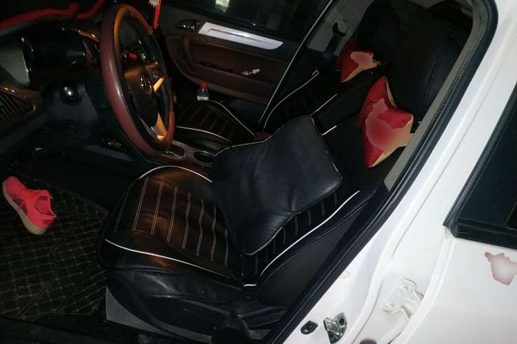 Used JAC Refine S5 2015 1.5T Automatic Elite Model