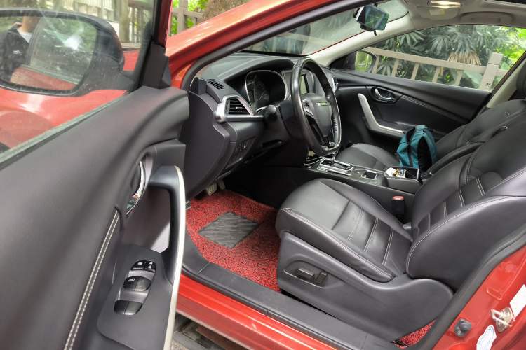 Used Venucia T90 2017 2.0L CVT Smart Edition