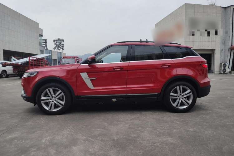 Used Zotye T700 2017 1.8T Dual-Clutch Prestige Model
