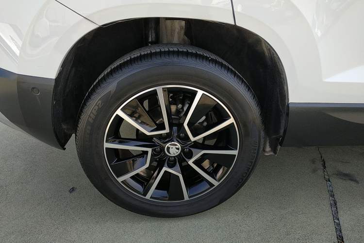 Used Skoda Karoq 2019 TSI280 Smart Drive Deluxe Edition China VI Standard
