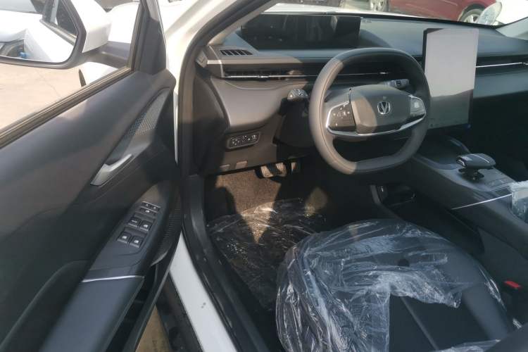 Used Changan Eado DD 2023 Blue Whale NE 1.5T GDI DCT Luxury Edition