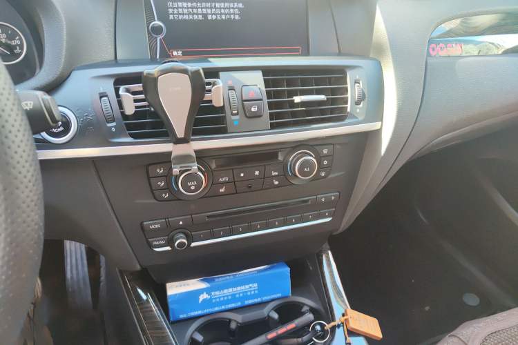 Used BMW X3 2011 xDrive28i Luxury Model
