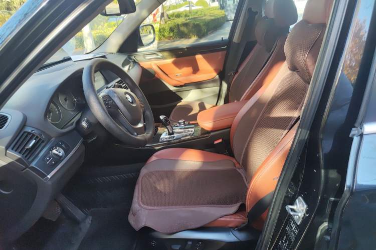 Used BMW X3 2011 xDrive28i Luxury Model
