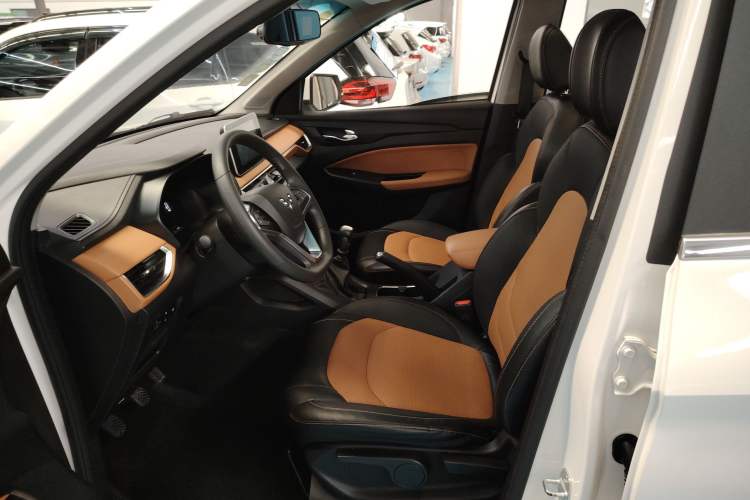 Used Wuling Hongguang S3 2018 1.5L Manual Luxury Model China V Standard Left Front Seat