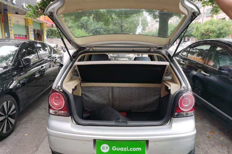 Used Volkswagen Polo 2009 Jingqing 1.4L Automatic Shushang Edition
