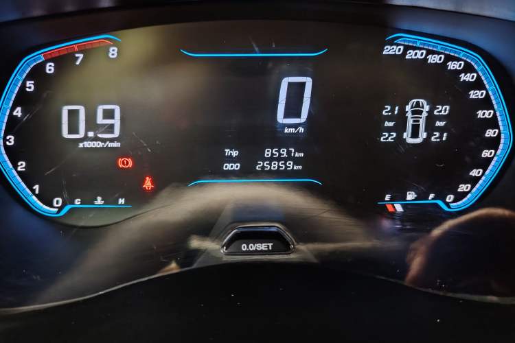 Used Wuling Hongguang S3 2018 1.5L Manual Luxury Model China V Standard Odometer Close Up