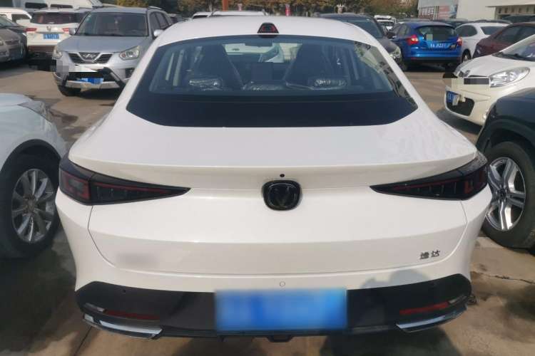 Used Changan Eado DD 2023 Blue Whale NE 1.5T GDI DCT Luxury Edition