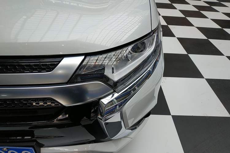 Used Mitsubishi Outlander 2021 Revised Version 2.0L Two-Wheel Drive Comfort Edition 5 Seats