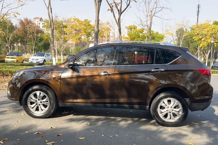 Used Land X5 2013 2.0T Manual Chuanling Edition
