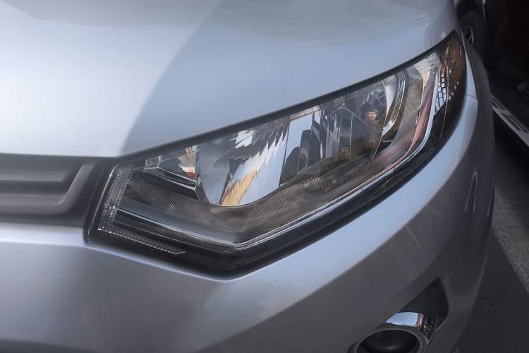 Used Ford EcoSport 2013 1.5L Manual Fashion Model
