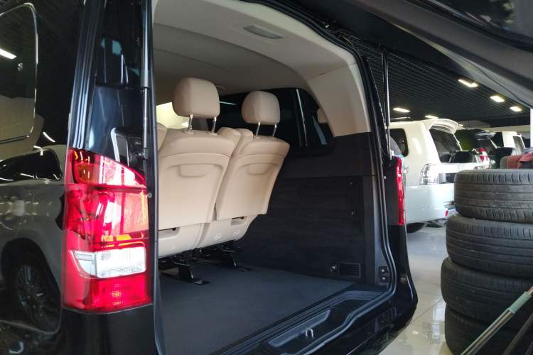 Used Mercedes-Benz Vito 2016 2.0T Elite Edition