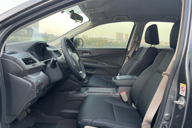 Used Honda CR-V 2012 2.0L two-wheel drive urban version