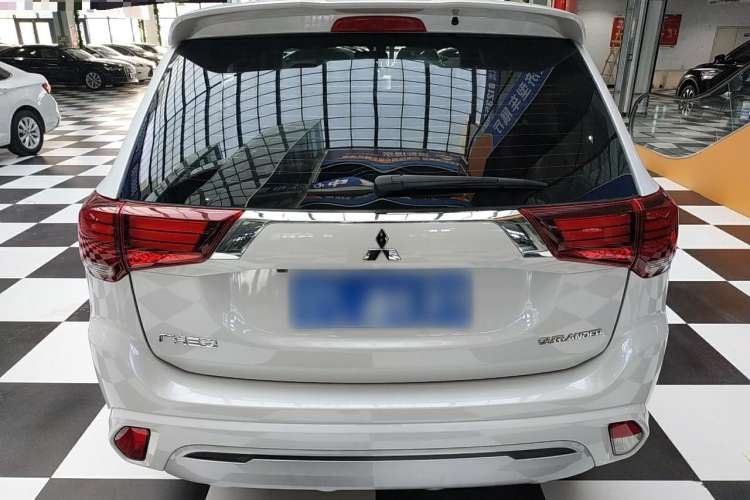 Used Mitsubishi Outlander 2021 Revised Version 2.0L Two-Wheel Drive Comfort Edition 5 Seats