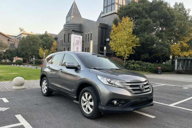 Used Honda CR-V 2012 2.0L two-wheel drive urban version