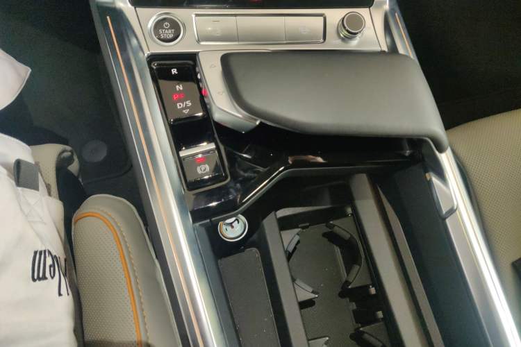 Used Audi e-tron 2021 50 quattro Prestige Edition