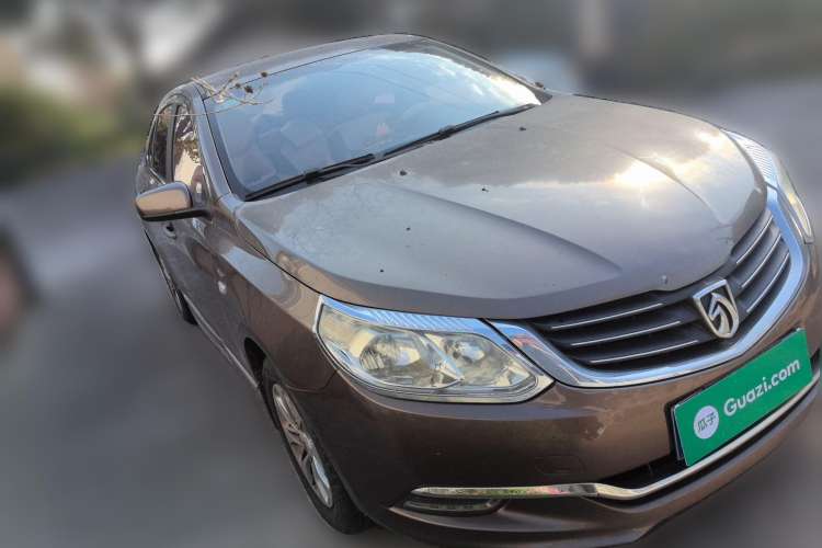 Used Baojun 630 2013 1.5L manual Comfort trim