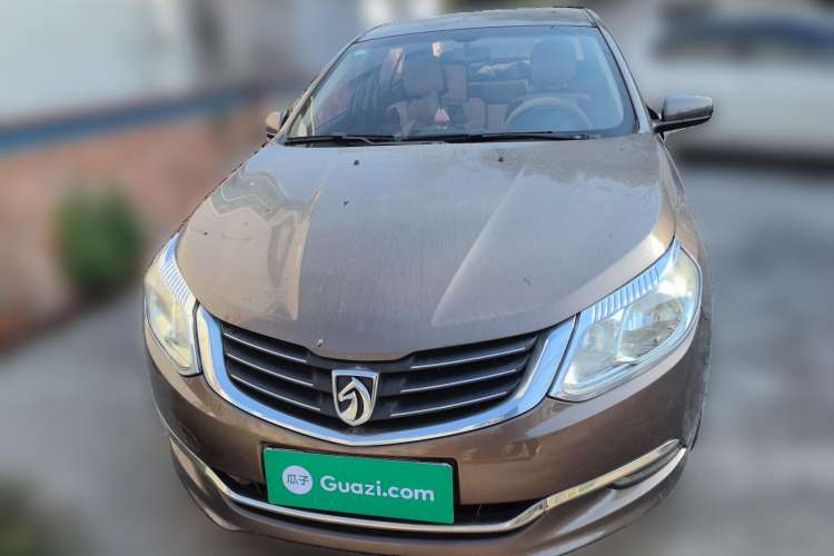 Used Baojun 630 2013 1.5L manual Comfort trim