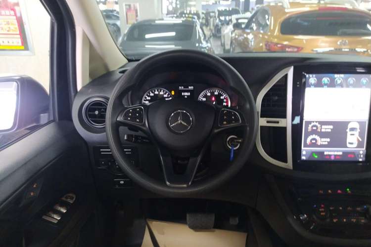 Used Mercedes-Benz Vito 2016 2.0T Elite Edition