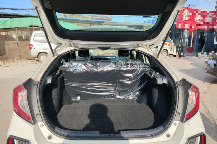 Used Honda Civic 2021 HATCHBACK 220TURBO CVT New Trendsetter
