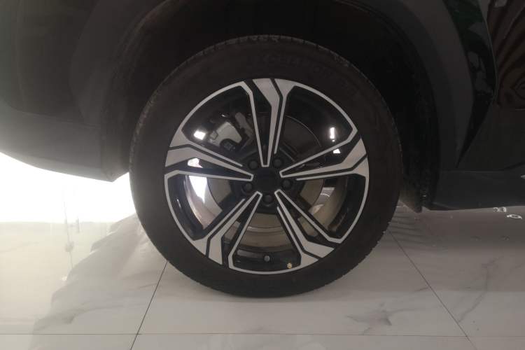 Used Geely Galaxy L7 2023 1.5T 115 km Starship