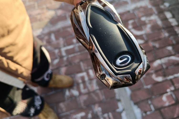 Used GAC Trumpchi GS8 2021 390T Four-Wheel Drive Dark Knight Edition Vehicle Key