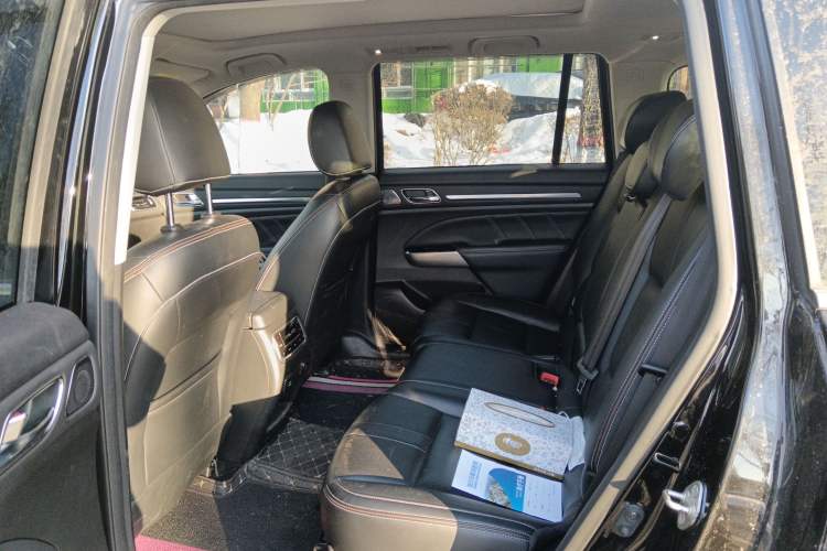 Used GAC Trumpchi GS8 2021 390T Four-Wheel Drive Dark Knight Edition Left Rear Seat