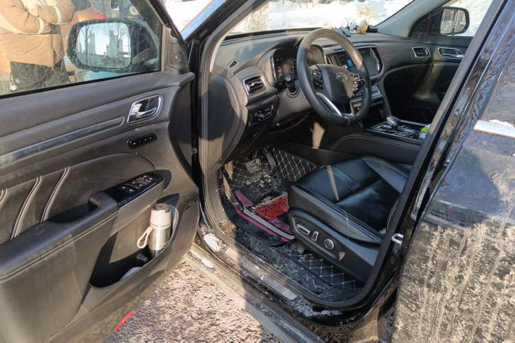 Used GAC Trumpchi GS8 2021 390T Four-Wheel Drive Dark Knight Edition Driver Seat