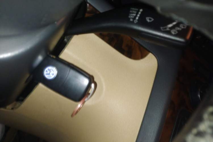 Used Volkswagen Touran 2008 1.8T ZhiZun Edition Automatic 5-Seater
