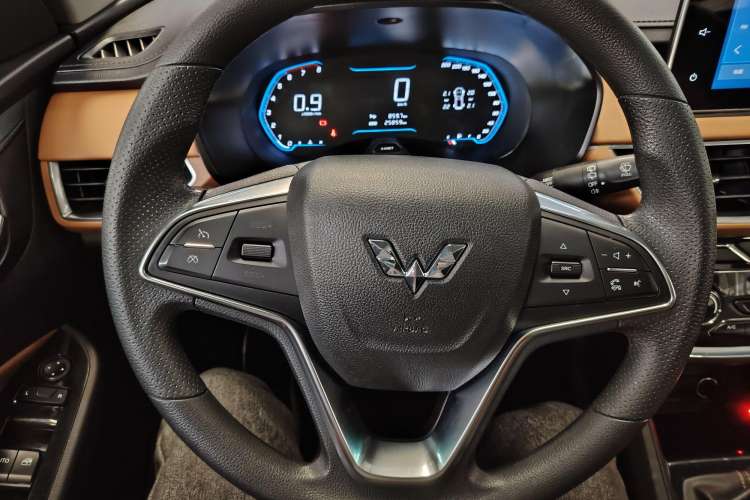 Used Wuling Hongguang S3 2018 1.5L Manual Luxury Model China V Standard Steering Wheel