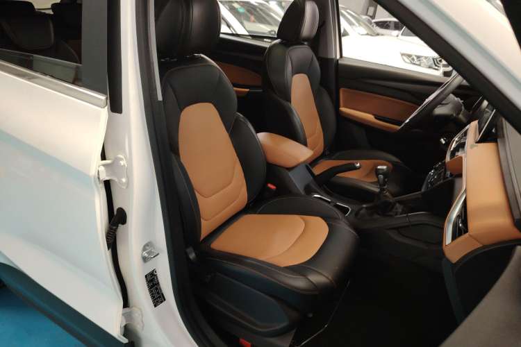 Used Wuling Hongguang S3 2018 1.5L Manual Luxury Model China V Standard Right Front Seat