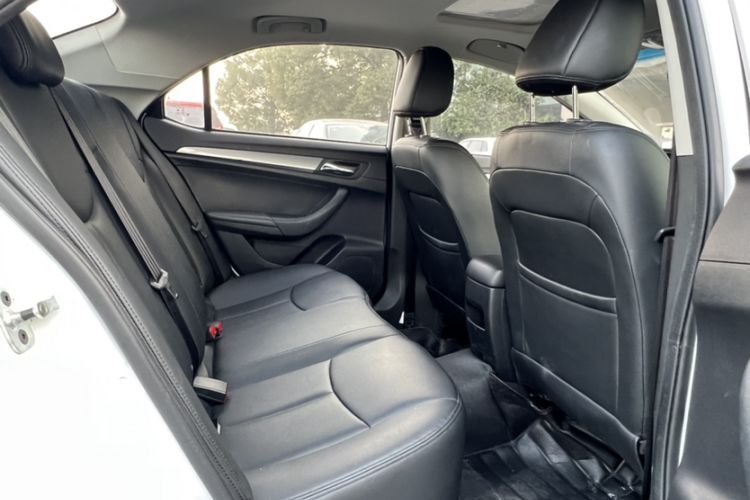 Used Roewe 360 2018 PLUS 1.5L Automatic Luxury Edition
