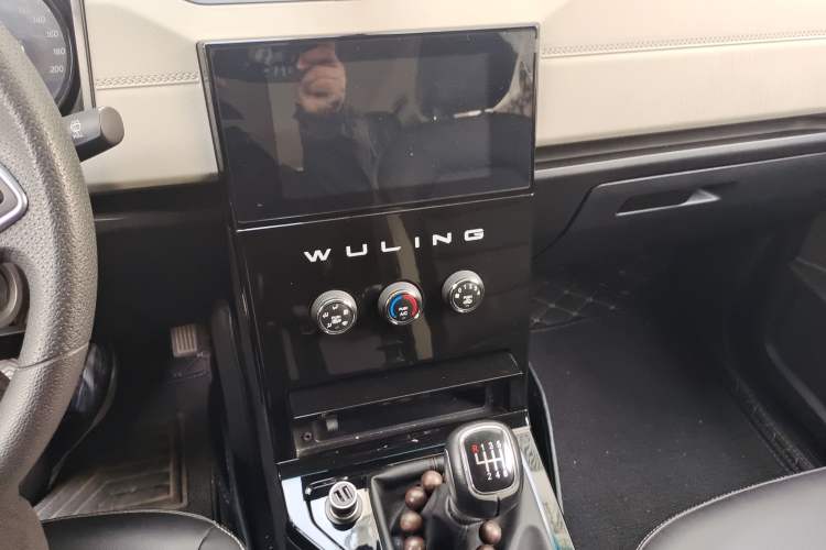 Used Wuling Zhengcheng 2021 1.5T Manual Luxury Version
