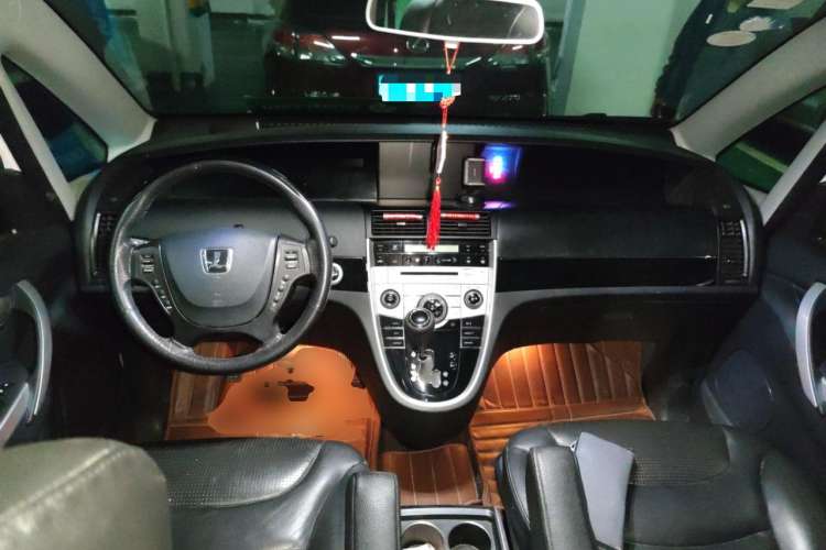 Used Luxgen Great 7 MPV 2013 2.0T Executive Model
