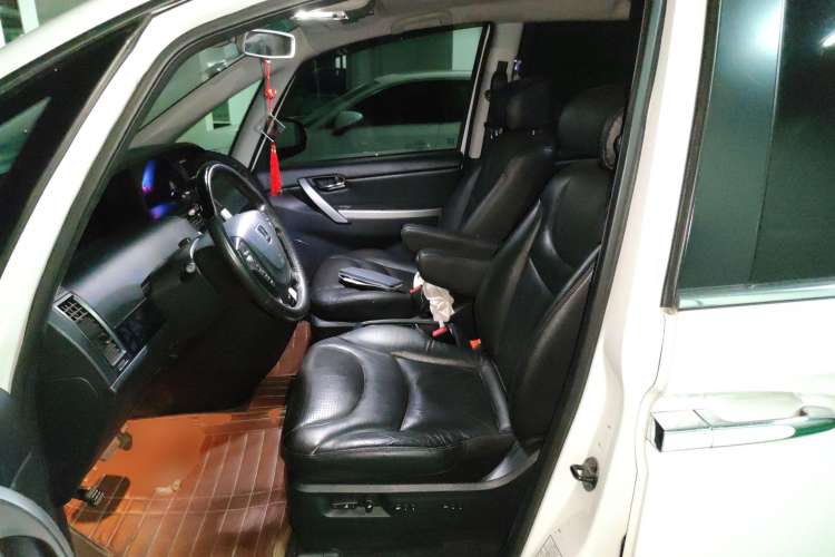 Used Luxgen Great 7 MPV 2013 2.0T Executive Model
