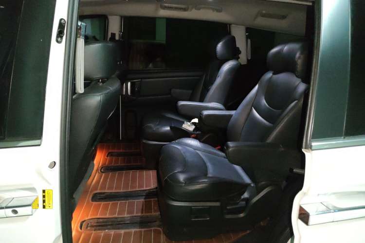 Used Luxgen Great 7 MPV 2013 2.0T Executive Model
