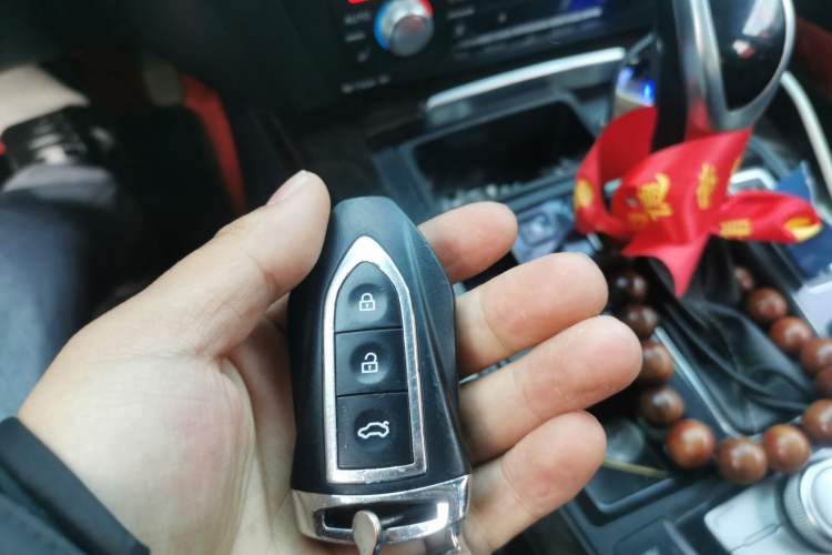 Used Zotye Z700 2016 1.8T DCT Prestige Edition
