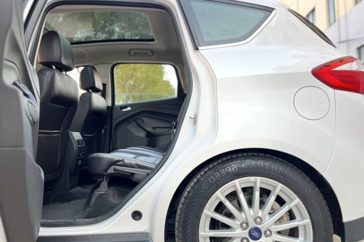 Used Ford C-MAX 2017 2.0L Energi (Imported)